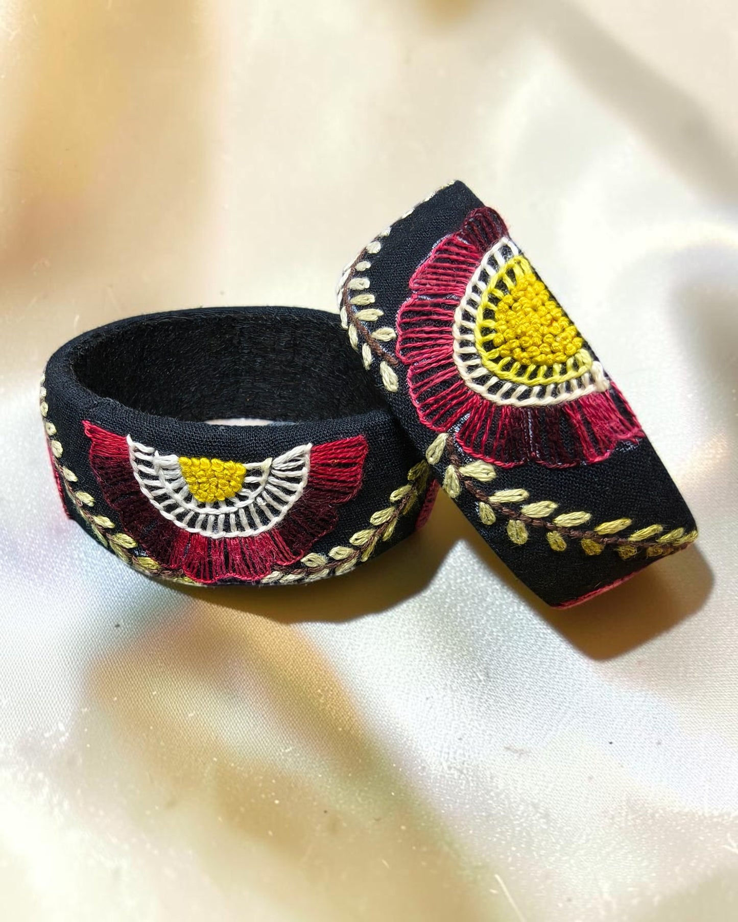 Ardha Pushpa Bangles