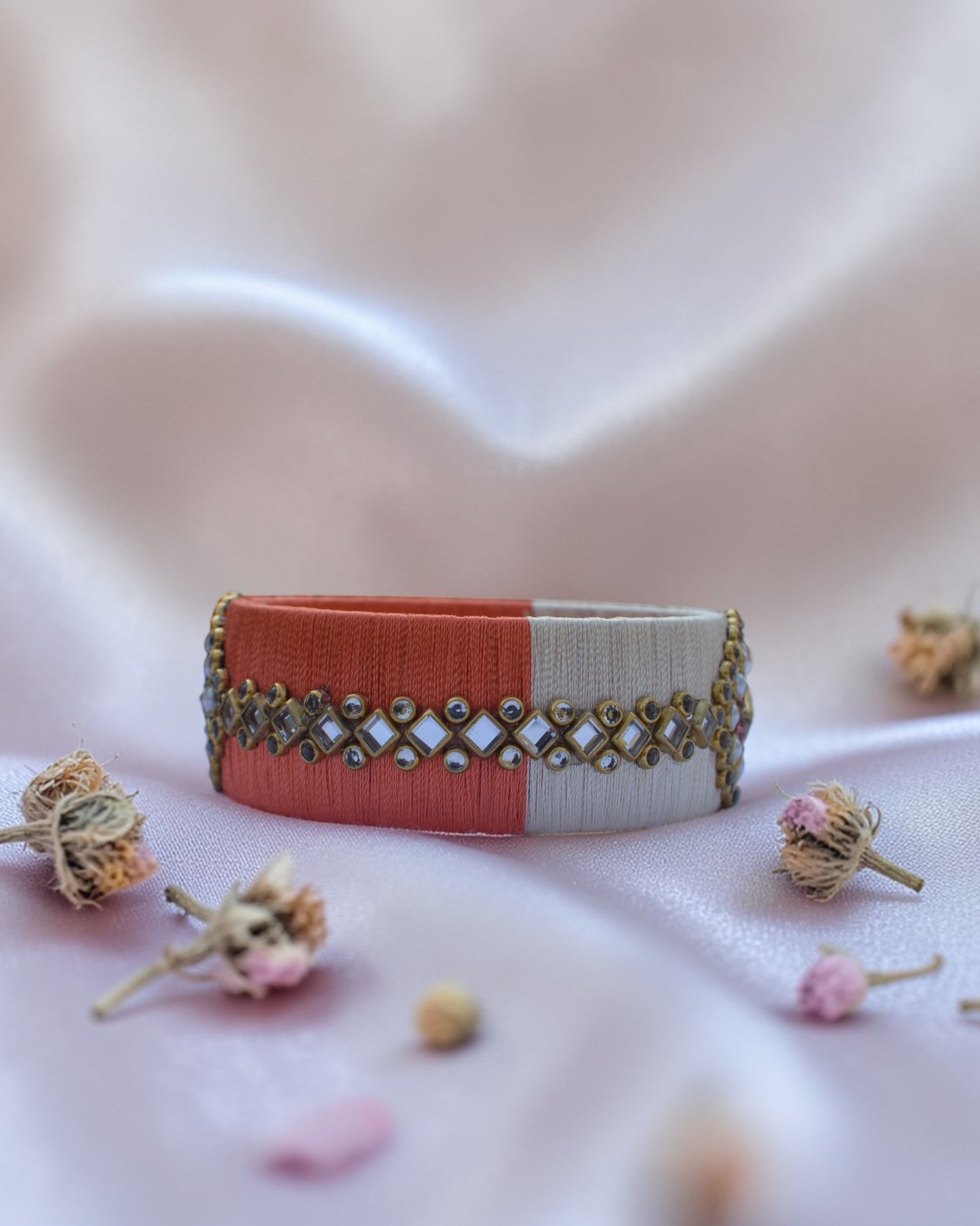Gul Noor Silk Thread Bangle