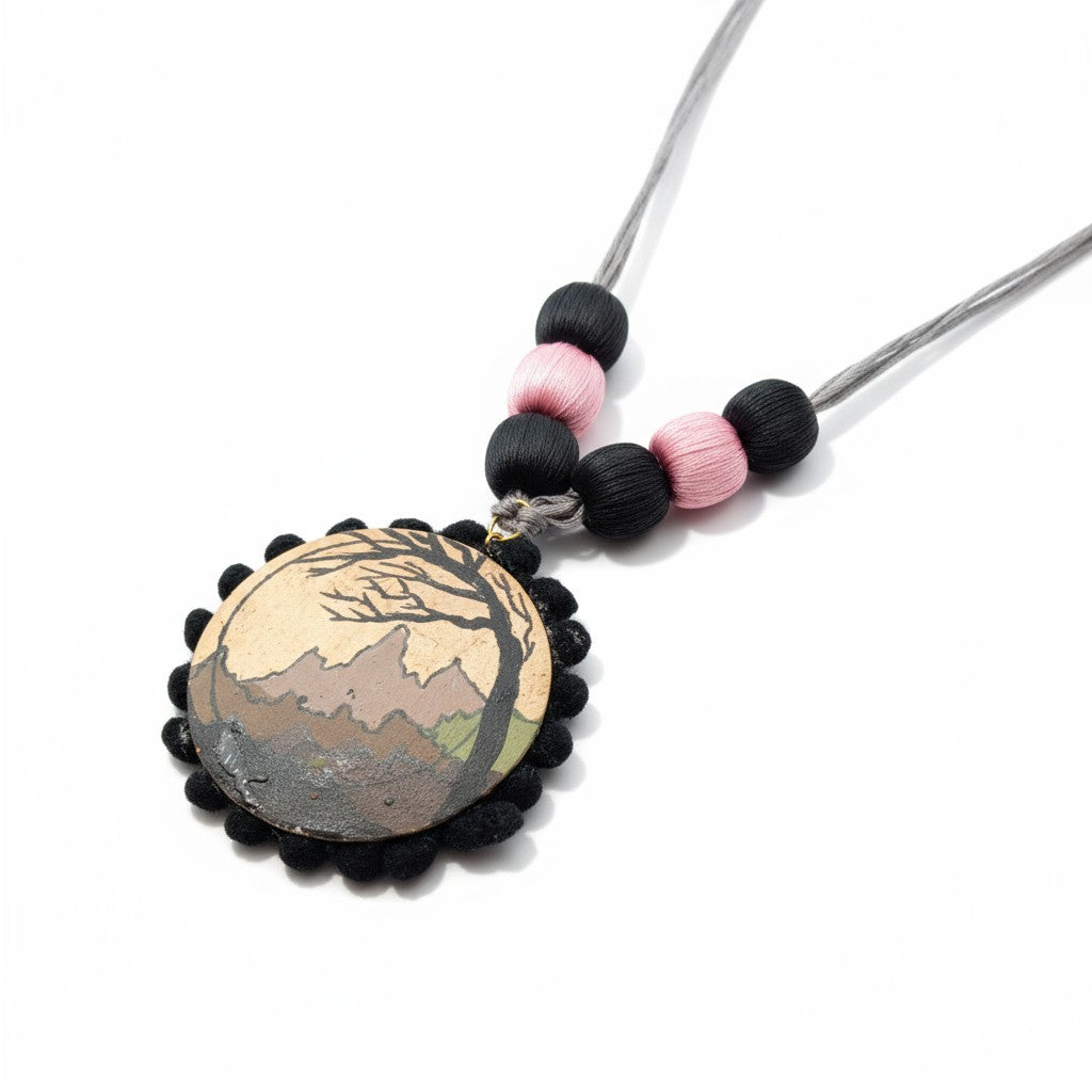 Parbata Hand-painted Necklace