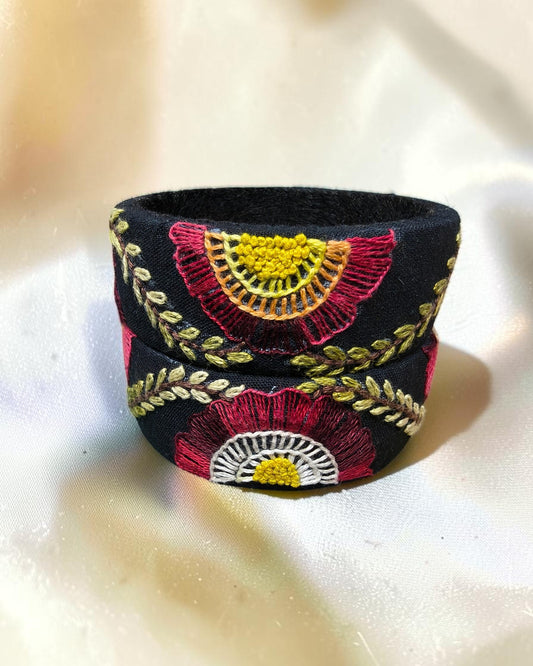 Ardha Pushpa Bangles