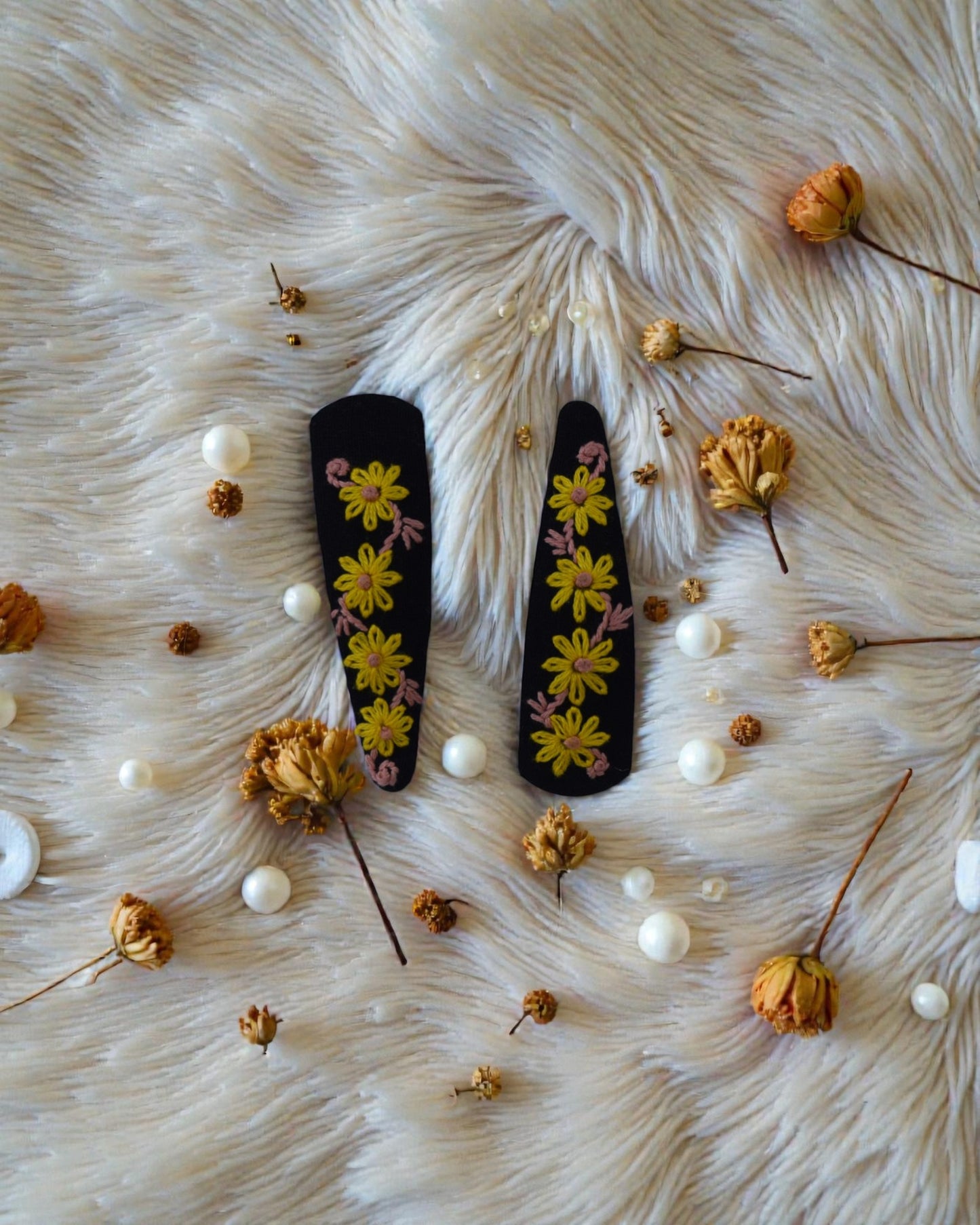 Meher Daisy Clips