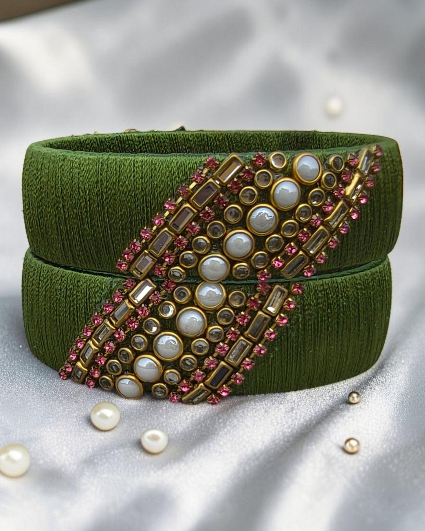 Zamrud Rekha Bangles