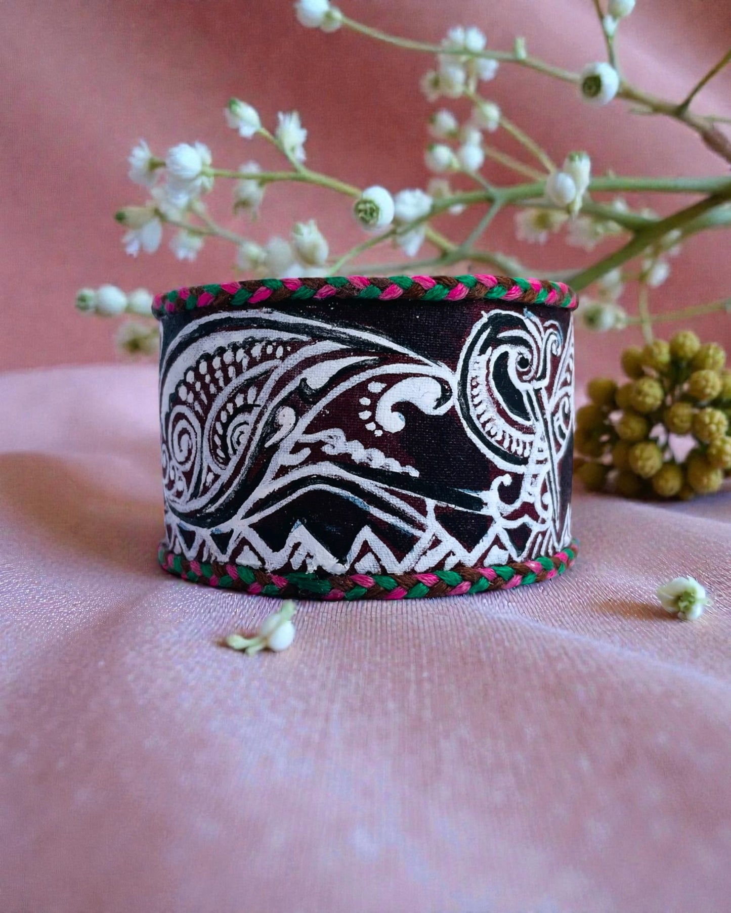 Shwet Pakshi Hand-painted Bangle