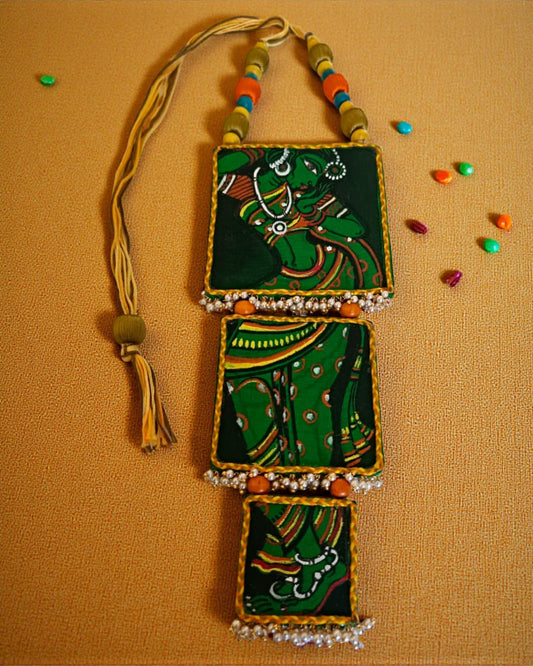Priyatama Hand-painted Necklace