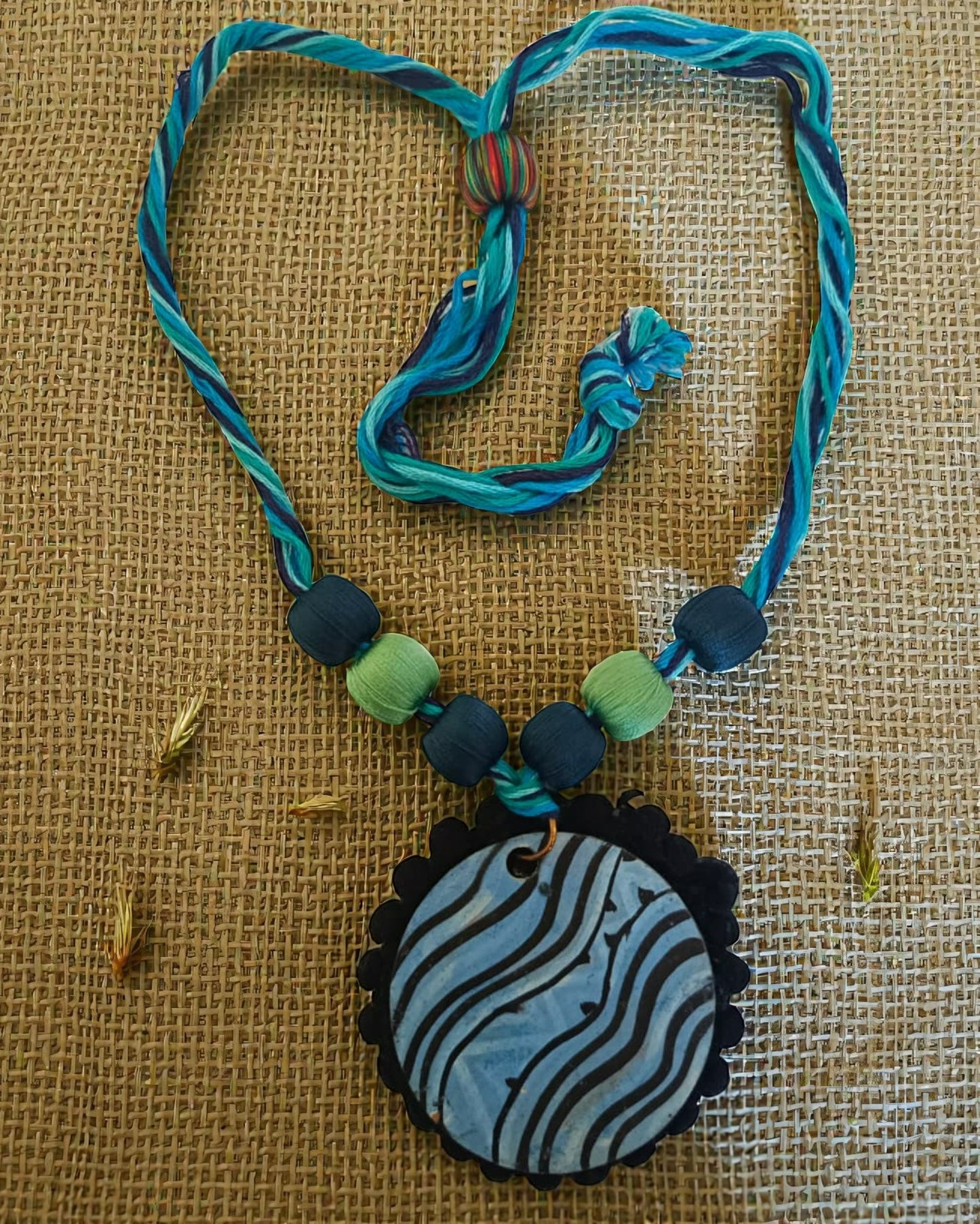 Dheu Hand-painted Necklace
